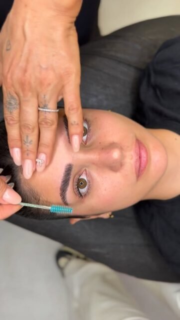 Kirpik Lifting ✨
Kaş Laminasyon 💫

#tozlamatekniği #kalıcımakyaj #kaşlaminasyonu #kirpikliftingi